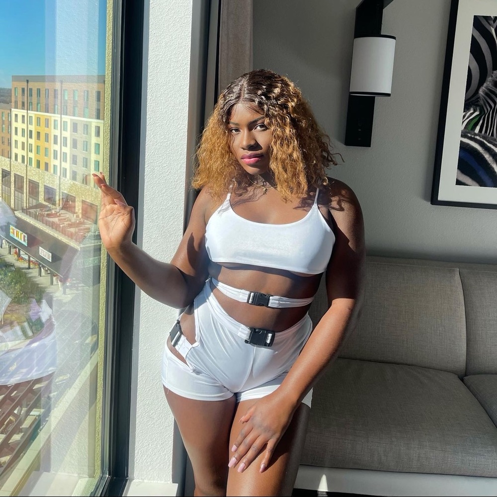 White Two Piece - image 3